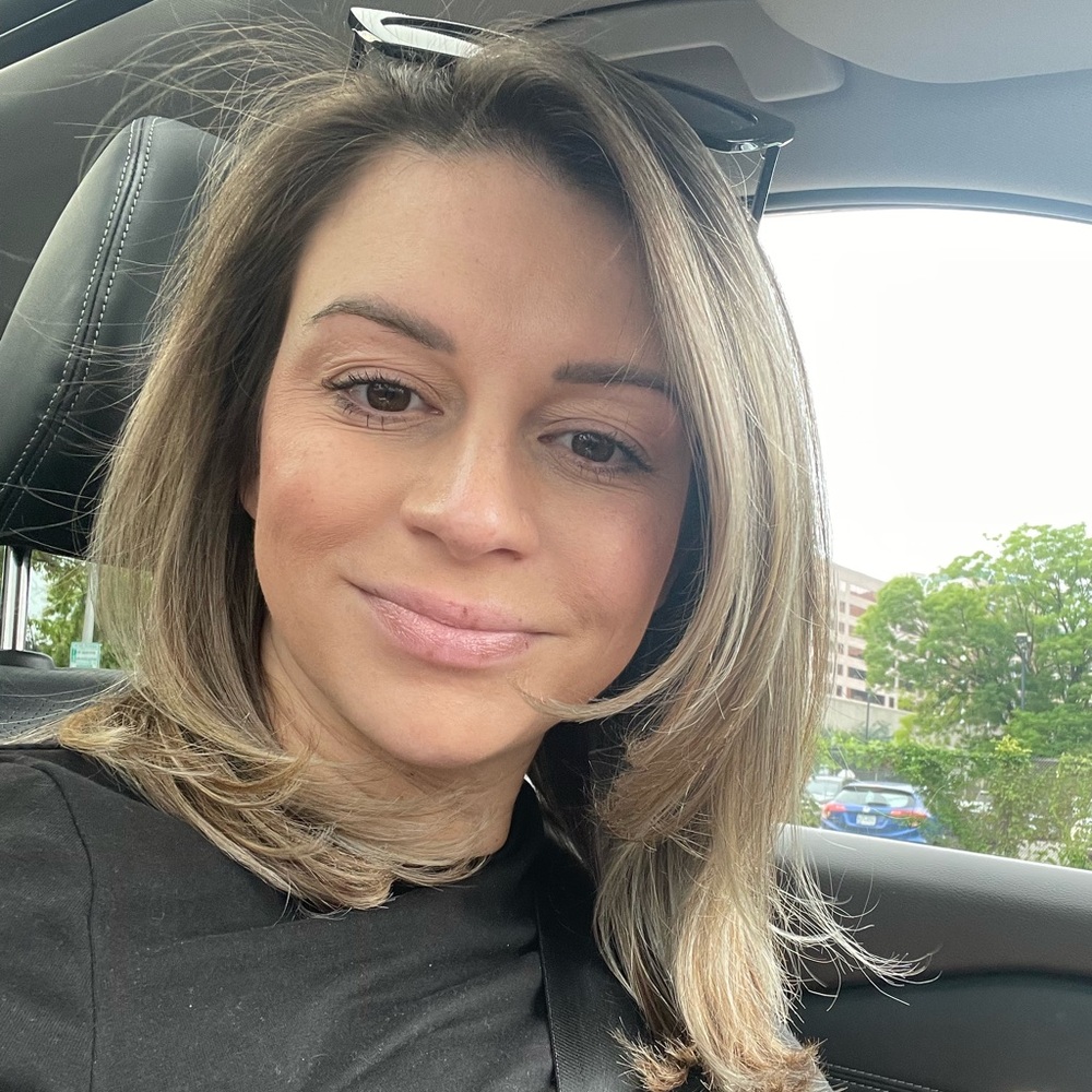 Meet your Posher, Jacqueline